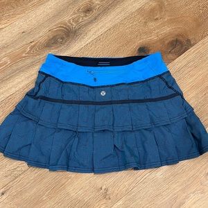 Lululemon Play off the Pleats Skort in Royal Blue Paisley